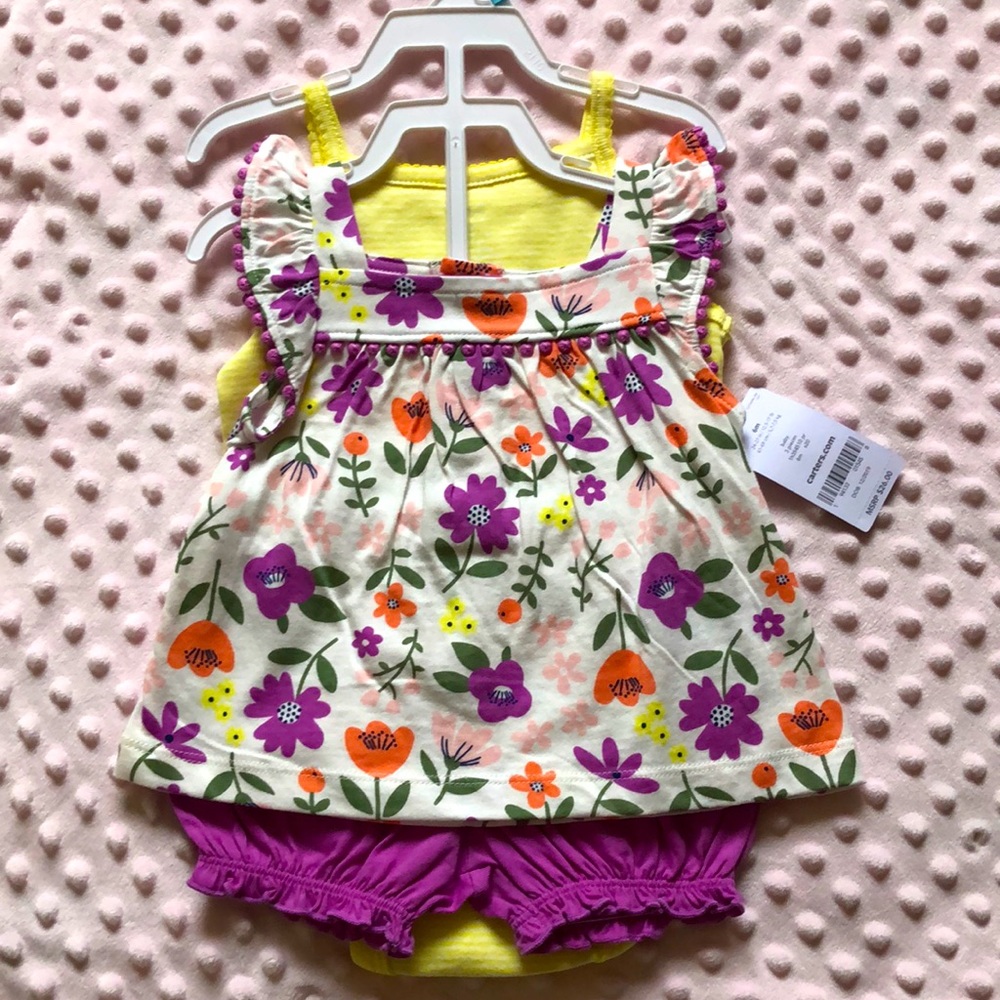 Carter’s 3 piece set 💜💛